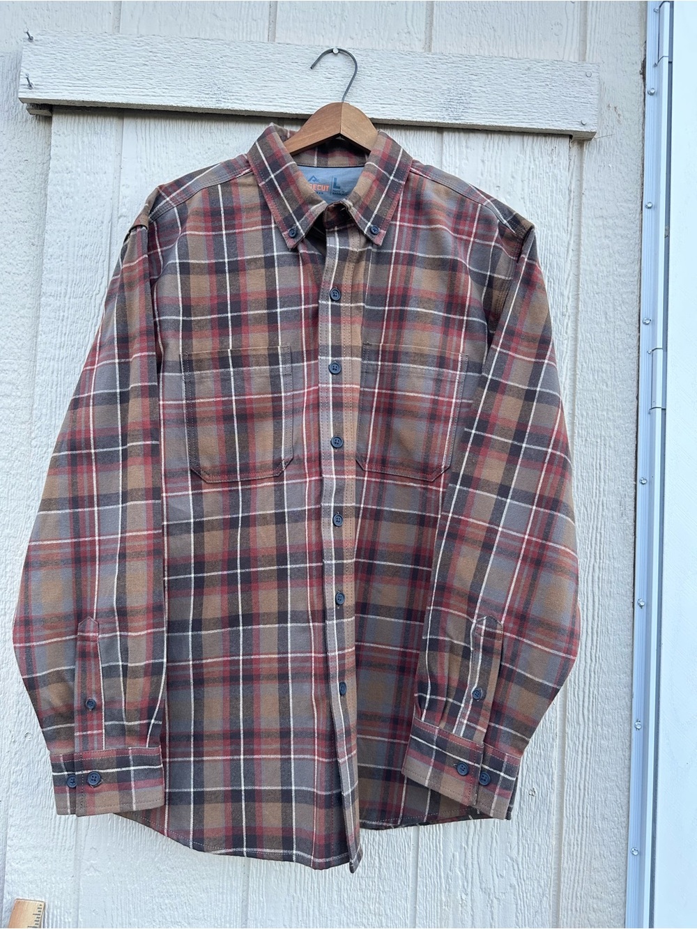 Men's tough wear Plaid Button-Down Shirt in Brown & Red